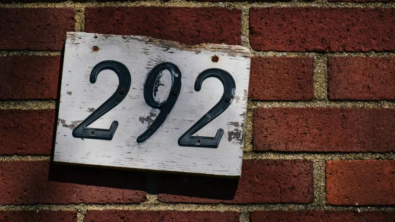 222 : signification spirituelle, en amour et en numérologie